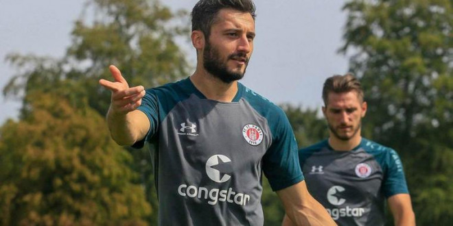 Nach Rauswurf bei St. Pauli: Sahin trainiert bei Erdogan-Klub mit